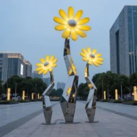 Large Metal Daisy Sculpture
