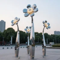 Metal Geometric Daisy Sculpture