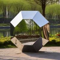 Abstract Metal Polygon Sculpture Decoration Garden