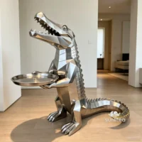 Crocodile Butler Statue